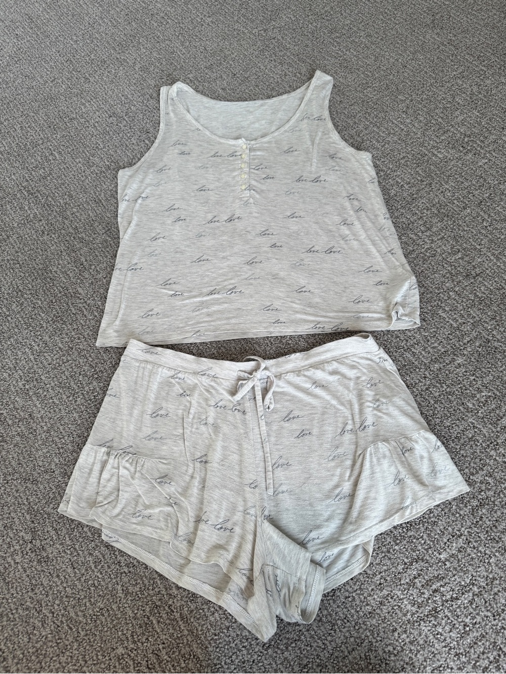 LOVE by Gap Light Gray Sleep Tank & Shorts Set Size Small - Picture 3 of 13